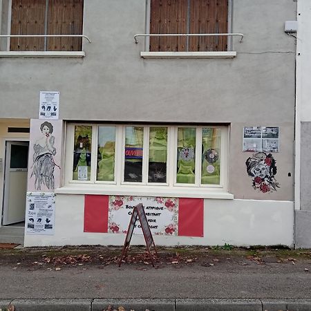 Appartement Le Labyrinthe Du Peintre Bransat Buitenkant foto