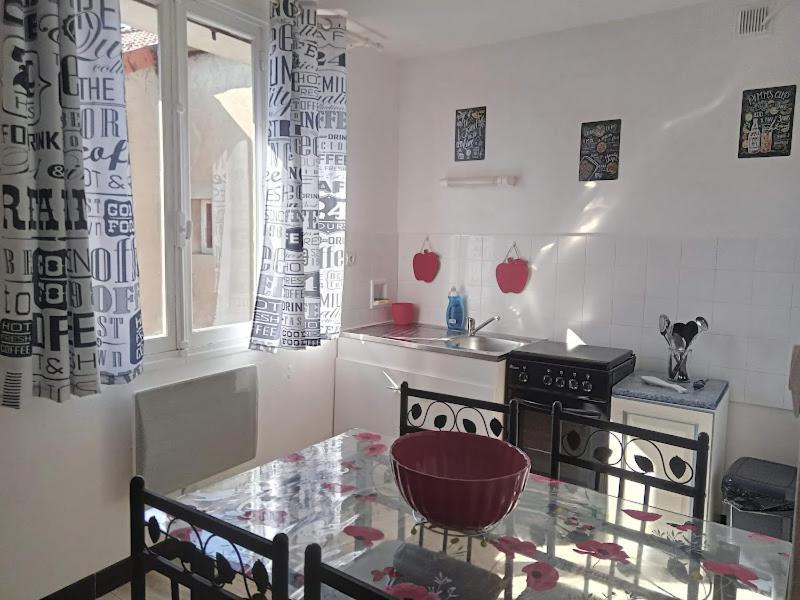 Appartement Le Labyrinthe Du Peintre Bransat Buitenkant foto