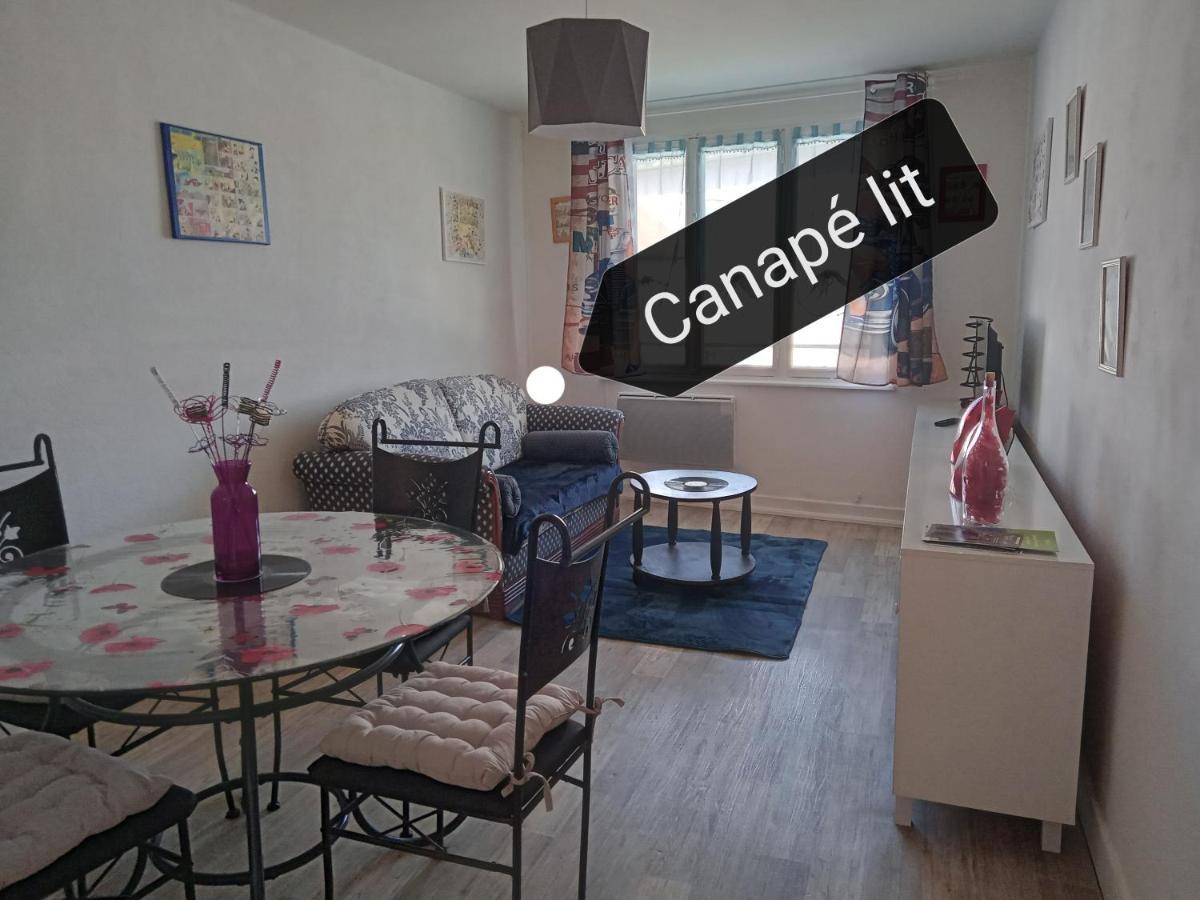 Appartement Le Labyrinthe Du Peintre Bransat Buitenkant foto